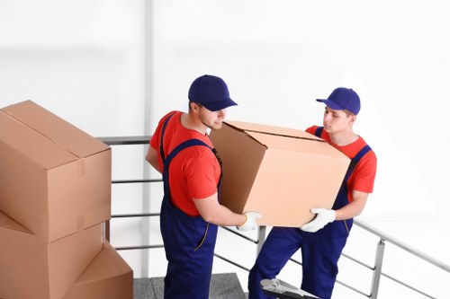 Professional packing services in Coventgarden for secure home and office moves